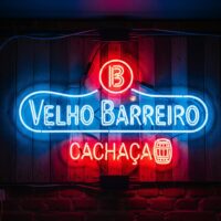 https://www.velhobarreiroshop.com.br/